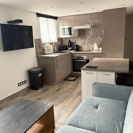 Apartment Le Petit Jenner - 2 Pers *