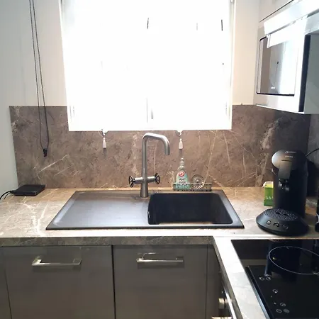 Appartement Le Petit Jenner - 2 Pers *